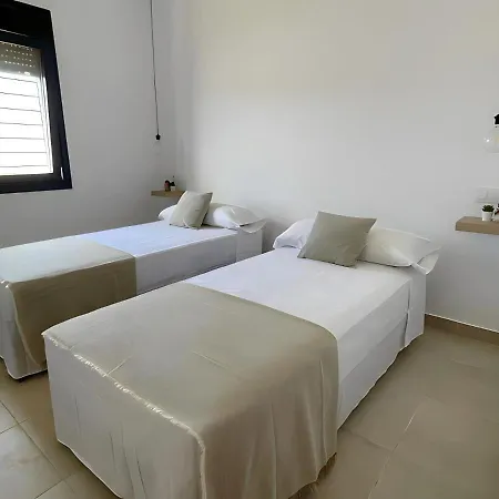 Piscina Privada Con Cascada