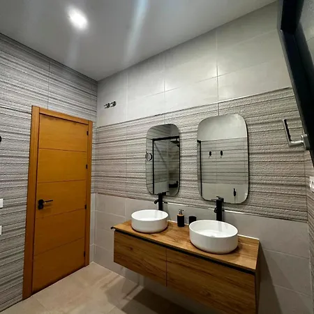 Prázdninový dům Piscina Privada Con Cascada
